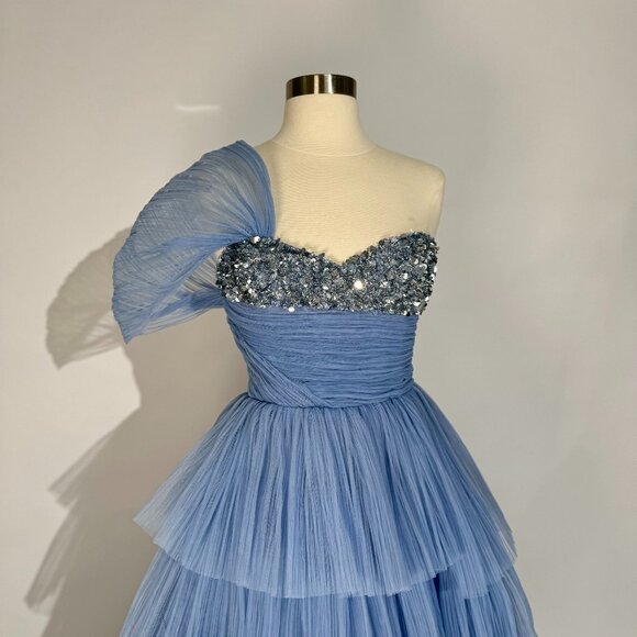 Brand New US 4 GEORGES HOBEIKA Blue Tiered Tulle Gown - Picture 2 of 8